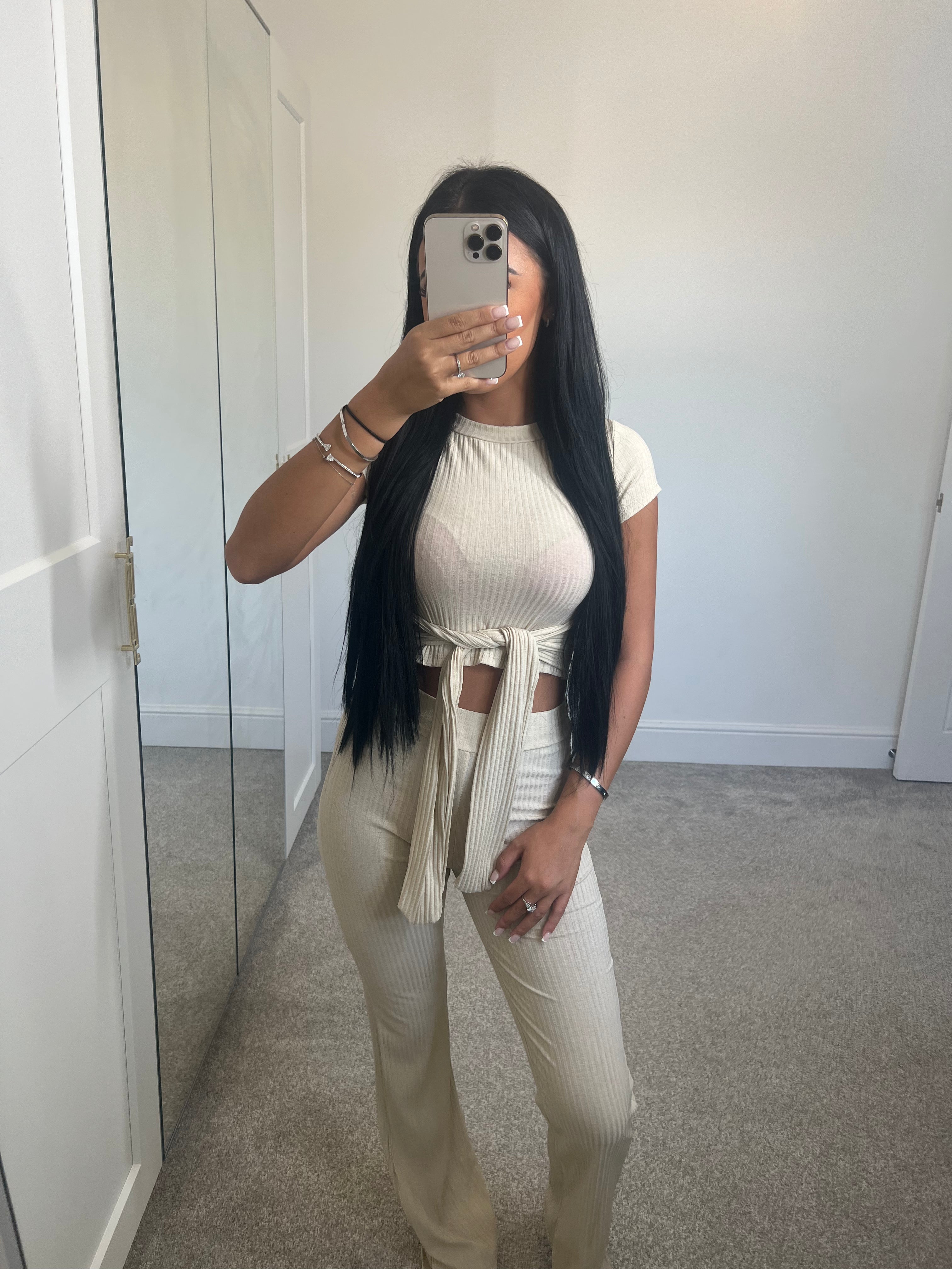 Lounge set, loungewear, loungewear sets, womens loungewear sets, loungeset, airport outfit, summer outfit, summer lounge set, summer clothing, summer wardrobe, cropped set, cropped two piece, two piece co ord, cropped co ord 